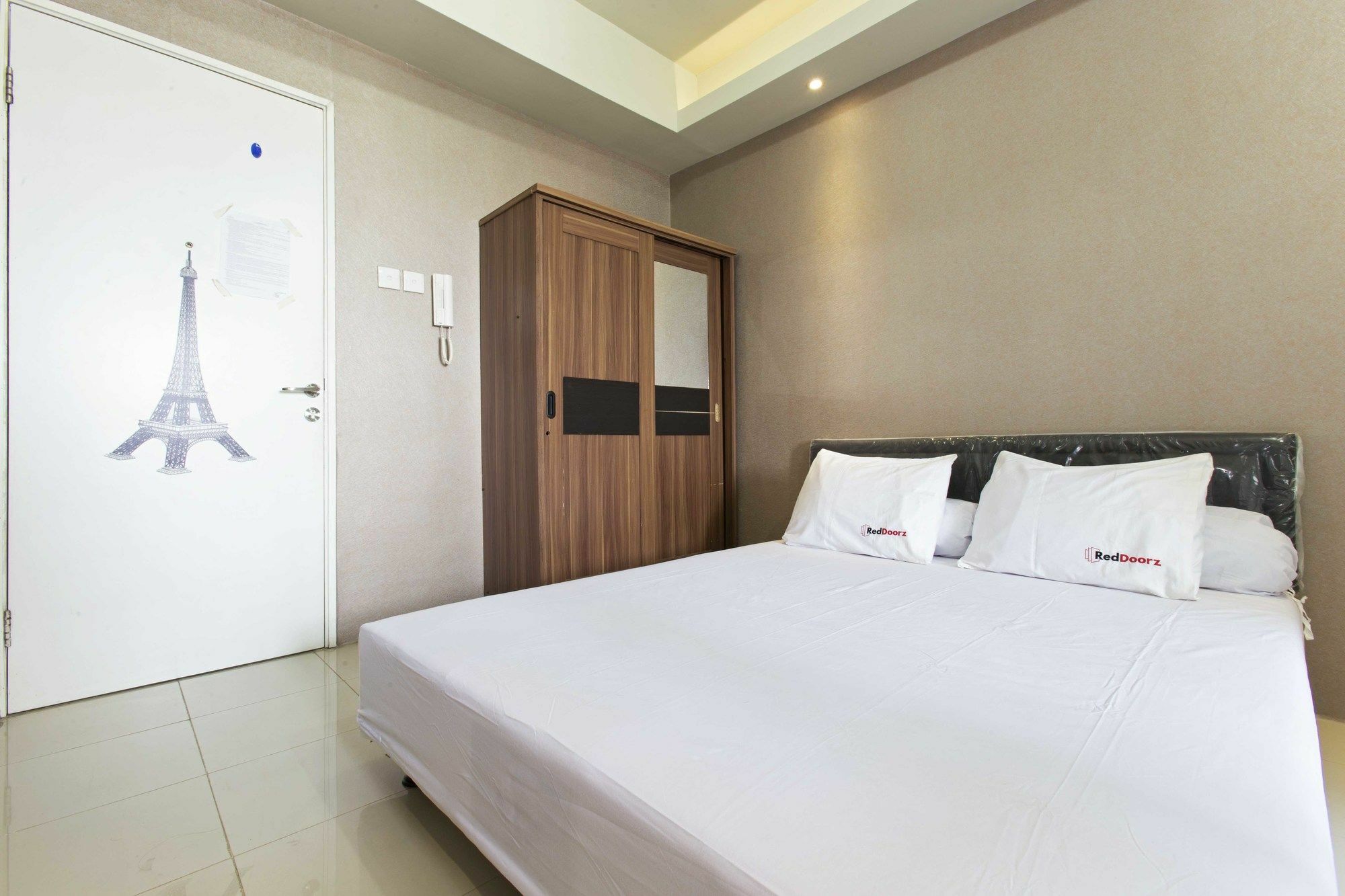 Reddoorz Apartment @ Pegangsaan Kelapa Gading Jakarta Exterior foto