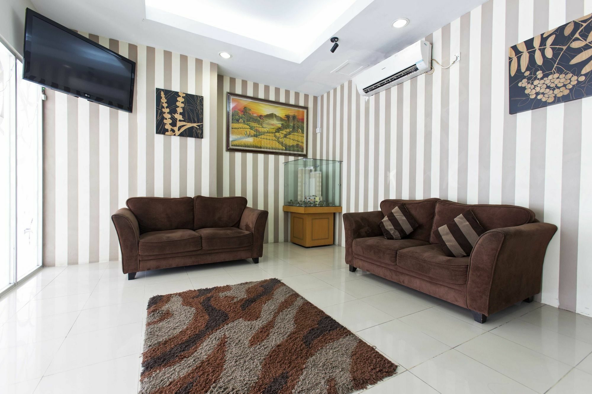 Reddoorz Apartment @ Pegangsaan Kelapa Gading Jakarta Exterior foto